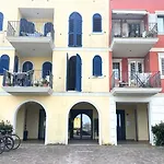 Pp08 - Porto Potenza, Bilocale Con Giardino A 100mt Dal Mare Lägenhet Porto Potenza Picena