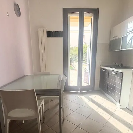 Апартаменты Pp08 - Porto Potenza, Bilocale Con Giardino A 100mt Dal Mare Порто-Потенца-Пичена
