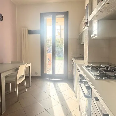 Pp08 - Porto Potenza, Bilocale Con Giardino A 100mt Dal Mare * Порто-Потенца-Пичена